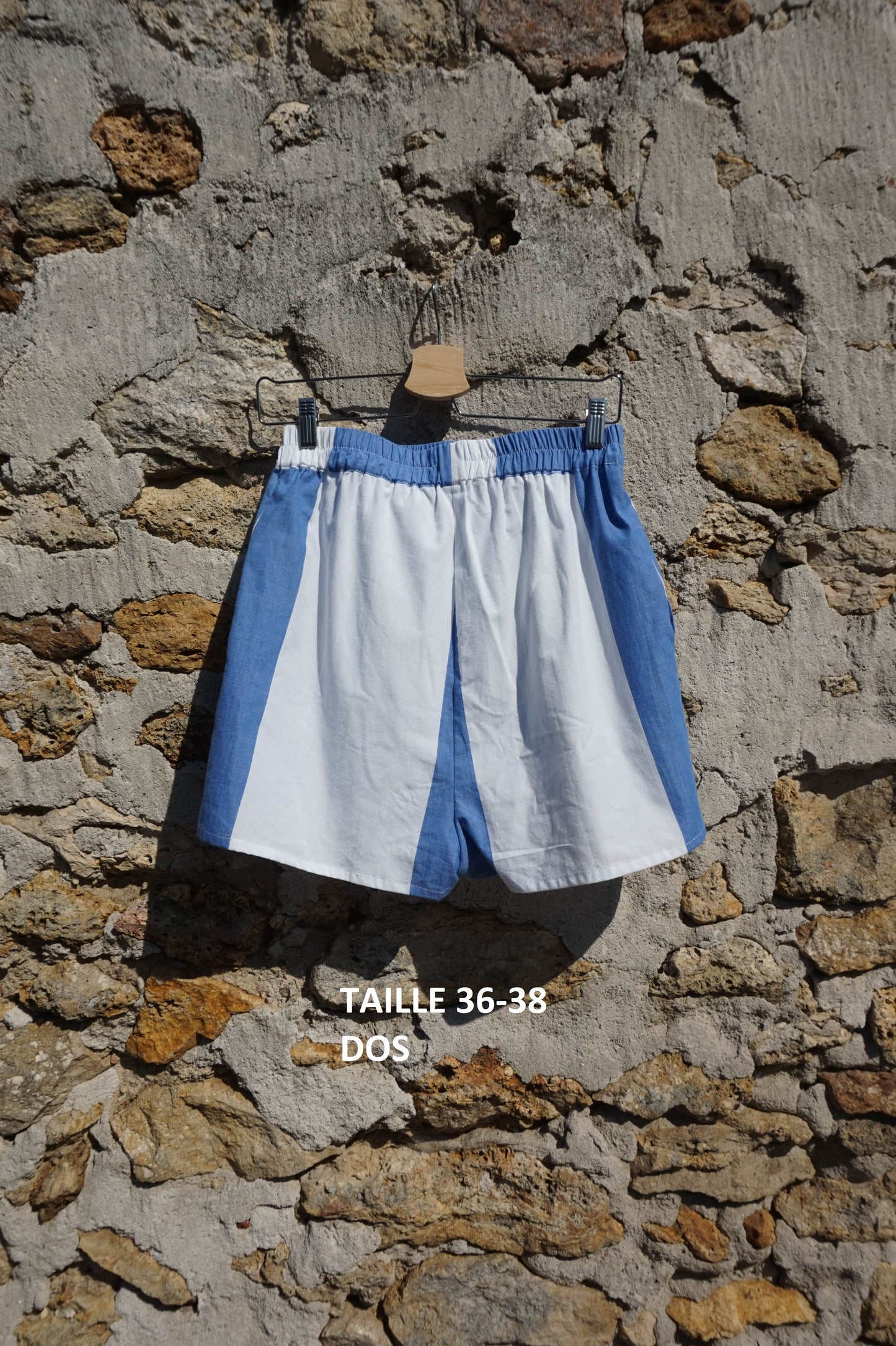 Short rayé avec pli