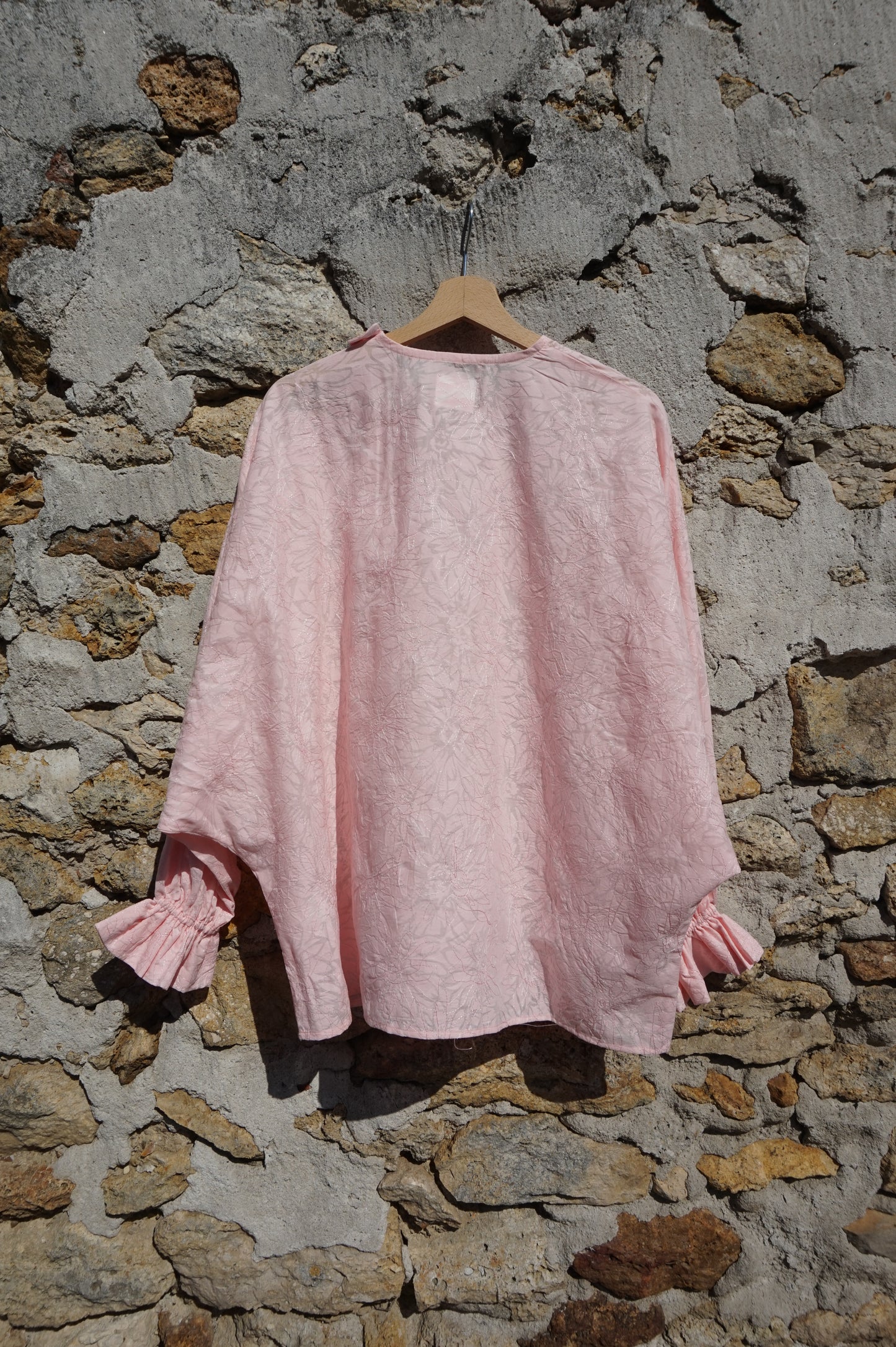 Blouse brodé de fleurs