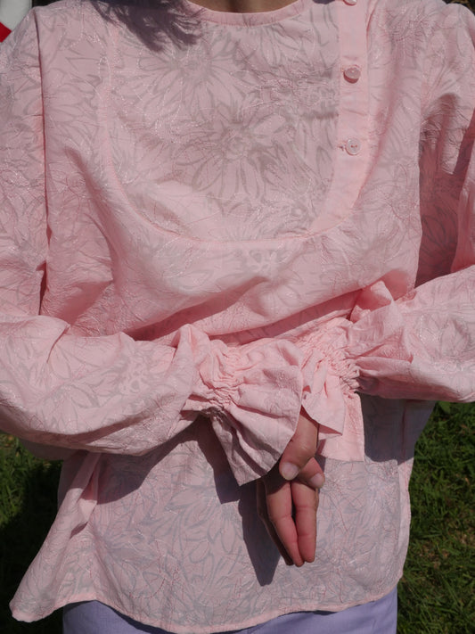 Blouse brodé de fleurs