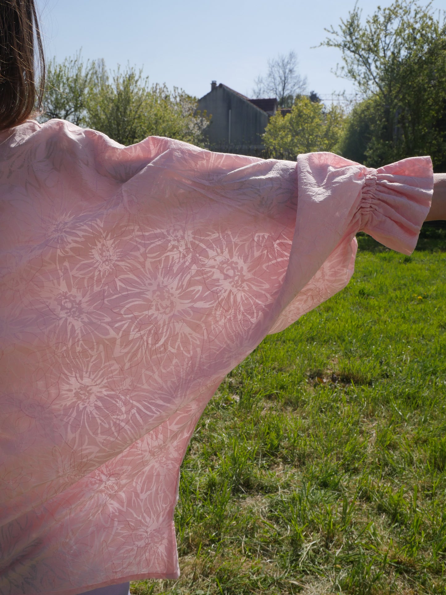 Blouse brodé de fleurs